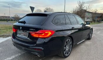 BMW Serie 5 M-SPORT 530 pieno