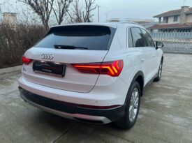 Audi Q3 2.0 Tdi Advanced 150 cv S-tronic