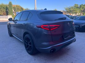 Alfa Romeo Stelvio 2.2 Veloce AT8 210cv Q4