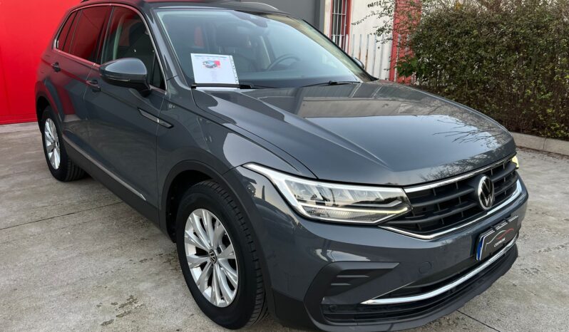 Volkswagen Tiguan 2.0 TDI 150 CV SCR DSG Life pieno